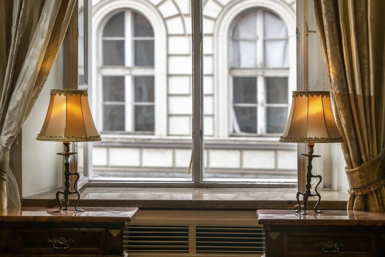 Academy Pension Budapeszt Zewnętrze zdjęcie